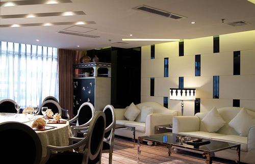 �Ƶ걳�����������˵Ě�Ϣ ���˵Ě��|(zh��)