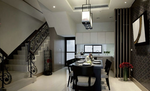 ���Ԅ�(chu��ng)�ⱳ�����b� �o����ǰһ���ĸ��X