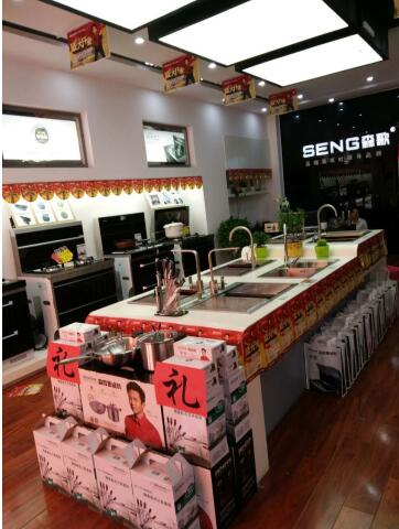 ����ɫ!ɭ�輯���(qi��ng)��(sh��)�M(j��n)�v���L(f��ng)