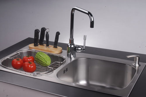 ���պ����c(di��n) ˮ����I(y��)�����ƿغ��đ�(zh��n)���c(di��n)