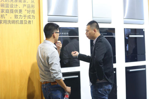 ���ġ����õ���ʽϴ��C(j��)��������� ���@��(g��)�p11������ُ��