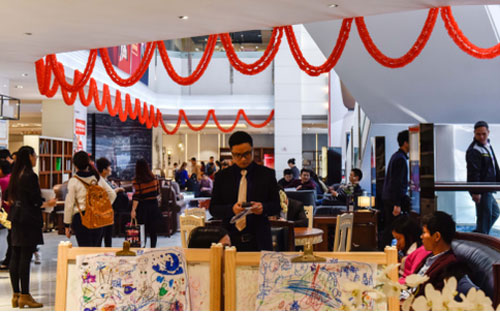 (li��n)���˽1.6�|�չ����������Έ�(ch��ng)�F(tu��n)ُ�ɽ��~