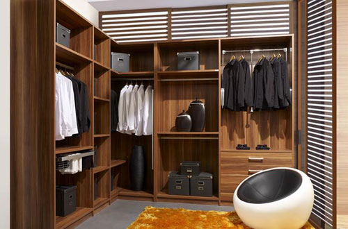 擺脫重資產(chǎn)模式 中國衣柜品牌企業(yè)需巧借力