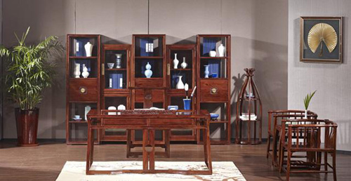 �D(zhu��n)�Q�I(y��ng)�N˼· ׌ʮ��Ҿ�Ʒ�ƽ������ٰl(f��)չ