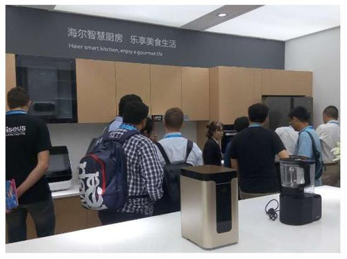 ��������CES Asia2017���ǻۈ�(ch��ng)����δ����ͥ���;��