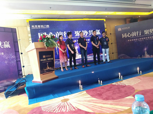 Ӣ���F����Ľ�(j��ng)�N�̕��h �A(y��)ʾؔ��ʢ��