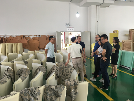 ���������W�ɹ����I(l��ng)��(d��o)��־�_(d��)�ҾӅ��^