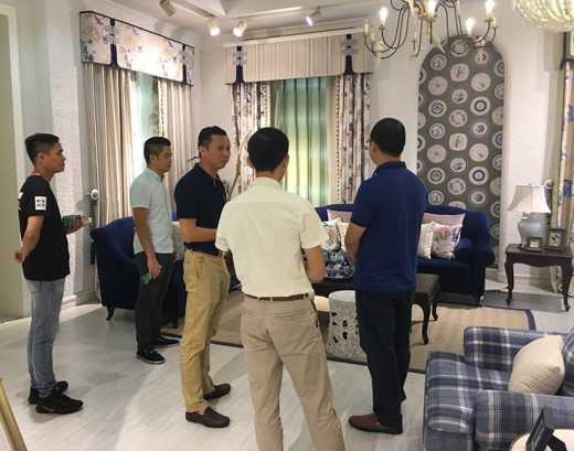 �����ˡ��W�ɹ����I(l��ng)��(d��o)��־�_(d��)�ҾӅ��^