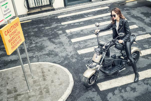 ���ա��v�M�ĺ������(d��ng)ح���H��һ��(ch��ng)�I�N ����һ��(ch��ng)����(ji��n)��(zh��n)