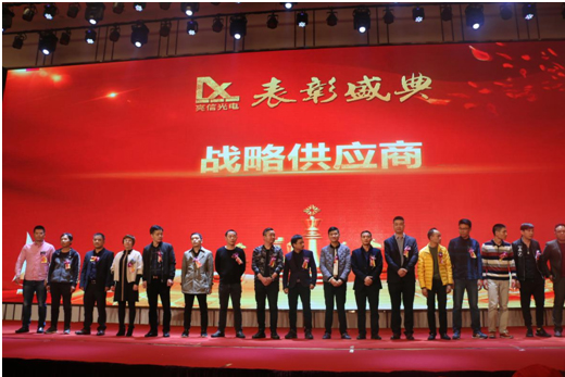 ���ʮɫ������ȴ��p  ��(y��u)���T���@��(ji��ng)