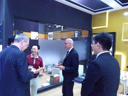 ��˹�D�ڒ�t | �������g�������S��δ���l(f��)չ