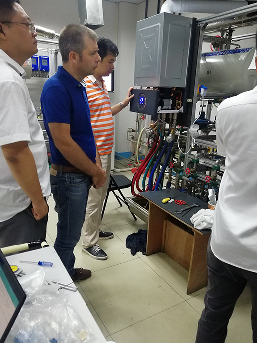 ��˹�D�ڒ�t | �������g�������S��δ���l(f��)չ