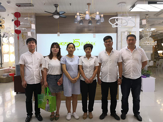 ���ʮɫ�����\�����A�����M�߿ڱ�