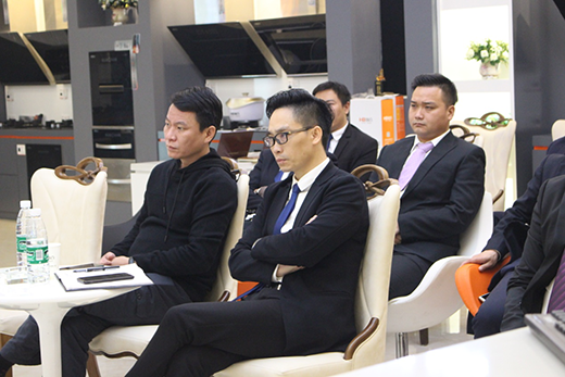 �������������^���_���� �۰ُN늸��e��(chu��ng)�°l(f��)չ����