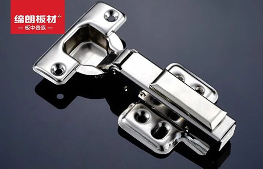 ���ʰ�ģ��������ı��B(y��ng)���� �����e�^