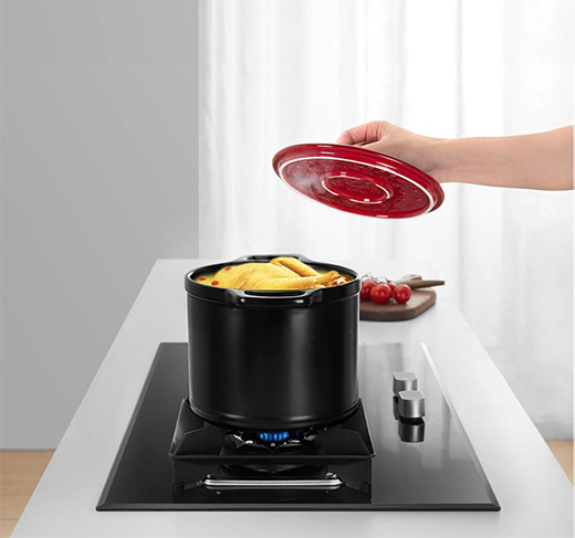 �ͻ𱬳����Ļ����У��ϰ���������������Ӵ�N��(j��)��ʳ