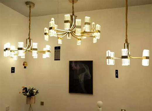 �Ҿ�������һƷ����Ħ���_(d��)��������첻һ�ӵĚW������