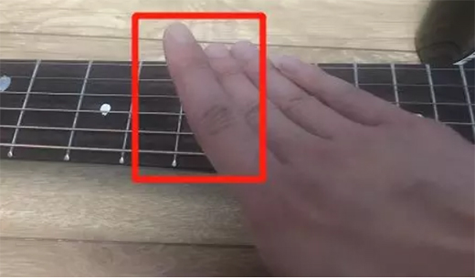 如何把你的吉他變成敲擊樂器