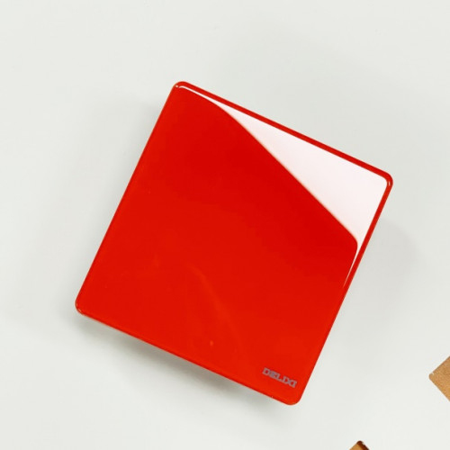 �����������������Ҿ�늚�������o(h��)������ɫ