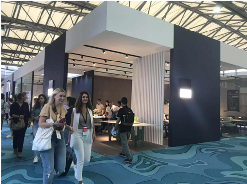 ���A֮�g�M�@��ʽ�O��(ji��n)�������Ҿ��@�G�����Ϻ���(gu��)�H�Ҿ�չ