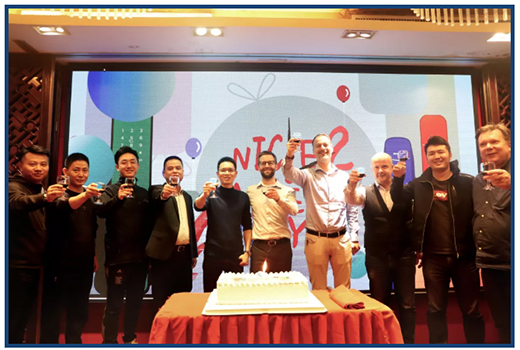 �w���������i2����c���wͬ������ل�(chu��ng)�x��!