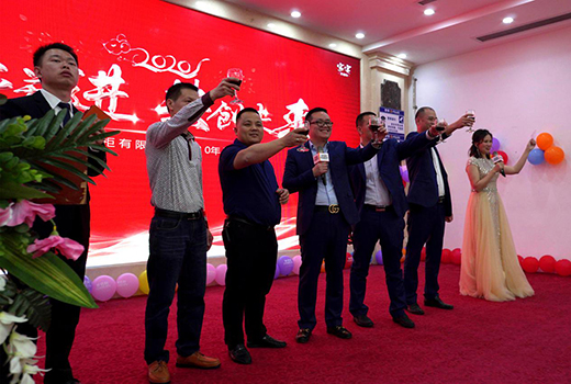 �y�ֲ��M(j��n)������(chu��ng)δ�� ������ȫ�ݶ������ʢ��A�M��Ļ