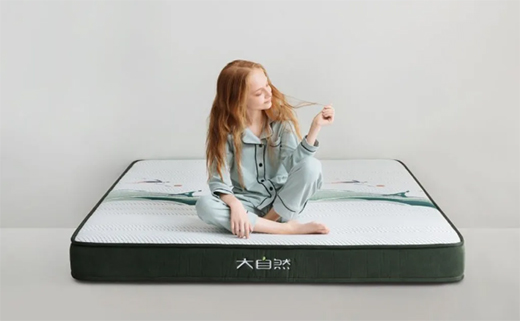 ����Ȼ���|����׷�����꣬�ē������˯���_ʼ