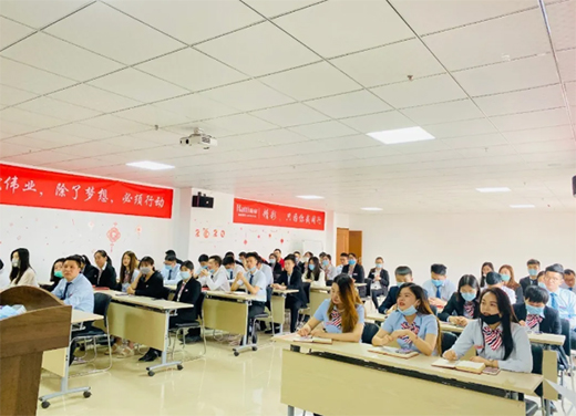 �R�ąf(xi��)����ͬ�۹���(j��)���̵����܏N�l(w��i)���·݆T�����ô��