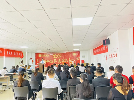 �R�ąf(xi��)����ͬ�۹���(j��)���̵����܏N�l(w��i)���·݆T�����ô��