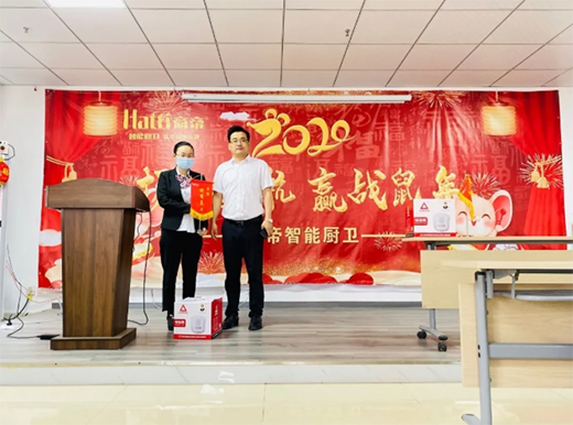 �R�ąf(xi��)����ͬ�۹���(j��)���̵����܏N�l(w��i)���·݆T�����ô��