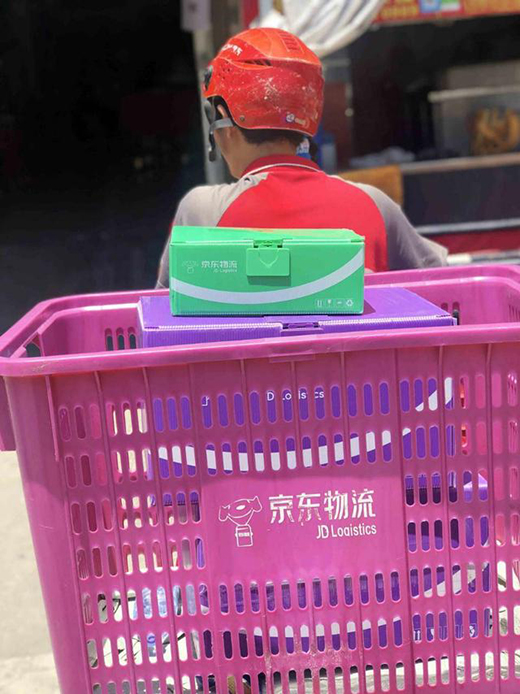 ��618���������f���u ���f�������׃�G?