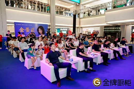 ���ƏN���21�÷���(w��)��ʢ�󆢄���Ů���w�Țg�������!