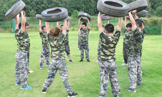 ���ľ��� �ل�(chu��ng)�x�� ٤��ܽ2020��I�N��Ӣ�F���չӖ��