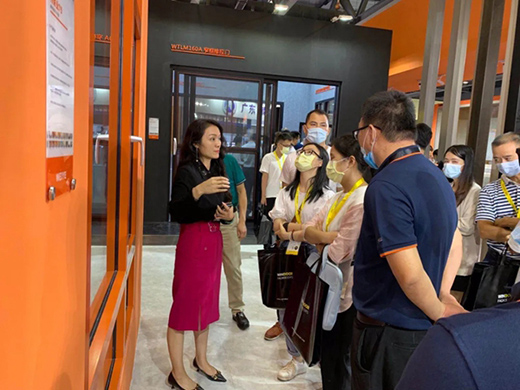 ���I(y��)�X�ĵ�26���T��Ļ����Ʒչ֮�������չ�