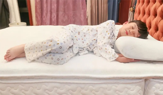 ���˰ٵ´��|���o����һ����˯��