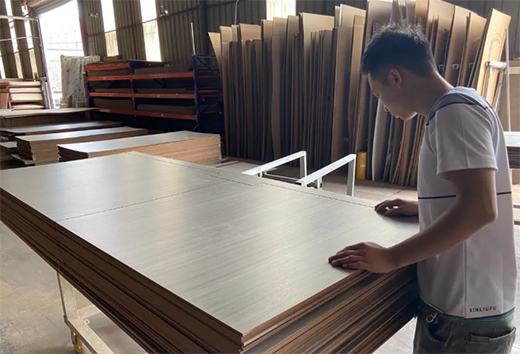 �������Ĩ� ������ľ�T������(x��)������(y��n)ץ���a(ch��n)