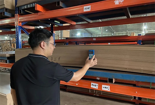 �������Ĩ� ������ľ�T������(x��)������(y��n)ץ���a(ch��n)