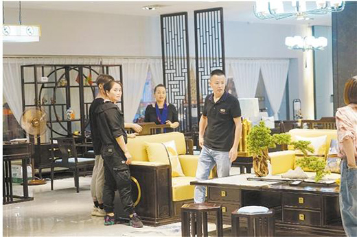 �����Ö|���tľ�Ļ�ˇ�g(sh��)��(ji��)��Ļ �tľ�N(xi��o)�۽��~�^(gu��)�| ��(j��ng)��(j��)���(hu��)Ч���p�A