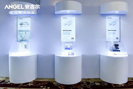 ��ˮ����ȫ��ͻ�� �������¼��g(sh��)�_��(chu��ng)��ˮ��?j��)�ˮ���r(sh��)��