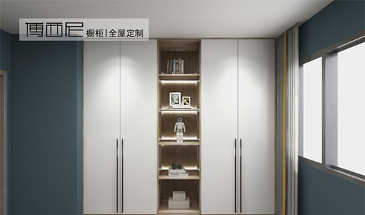 ������b����Ԫ�l(f��)չ ������sҫ20�꣬һ·����!