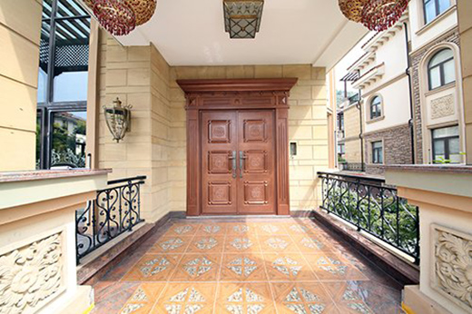 以匠人之心，展現(xiàn)歐華尊邸鑄鋁門的魅力