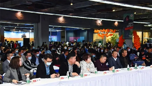 LOUIS LONG�M(j��n)��ˇ�g(sh��)Ϳ�Ϙs�@2020��̫�Ҿ��O(sh��)Ӌ(j��)����Ʒ��