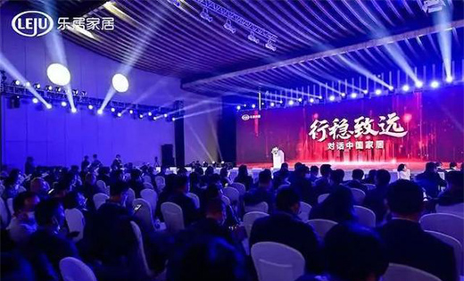 ����ף�Rح�����T���s�@��헴�