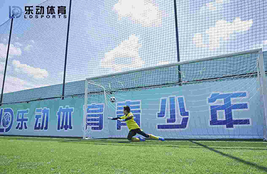 ��(l��)��(d��ng)�w��У��(n��i)����?q��)���ِ���M(j��n)�еß����