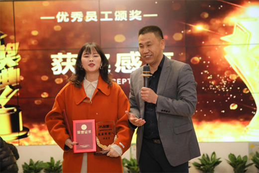 ���ľ����Aδ�� Ʒ��ȫ�ݶ�����������K���x���A�M��Ļ