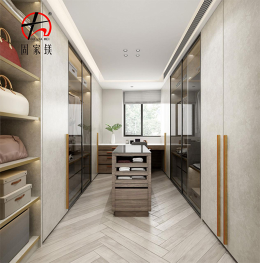 �̼��V����������һ�����Ҿӡ��Ú�ɫ��