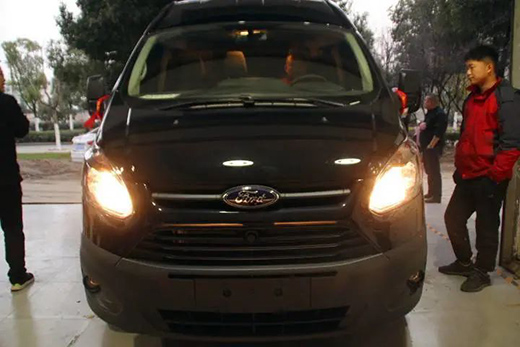 ʹ���p�͸���ȫ�Ҳ�ğ� �u��?z��)����?j��)LED�������ȫ�����m