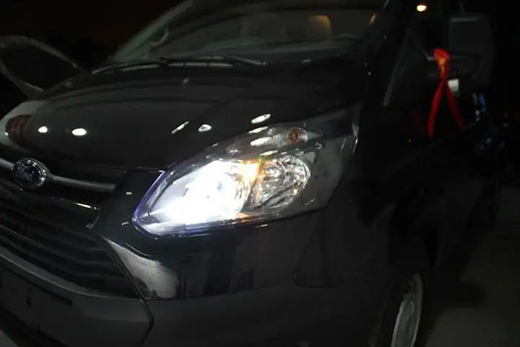 ʹ���p�͸���ȫ�Ҳ�ğ� �u��?z��)����?j��)LED�������ȫ�����m