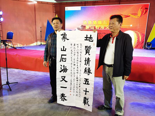 �ν�������Ҫ��ס�ĽǘǵľGˮ��ɽ����Ҫ��ס��ʯ�a(ch��n)�I(y��)