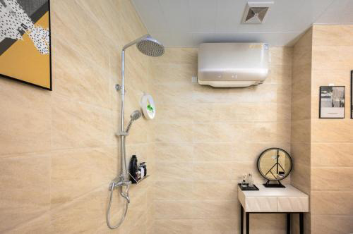 A.O.ʷ��˹����늟�ˮ�� �r(sh��)�и߶�ԡ�Ҳ���֮�x